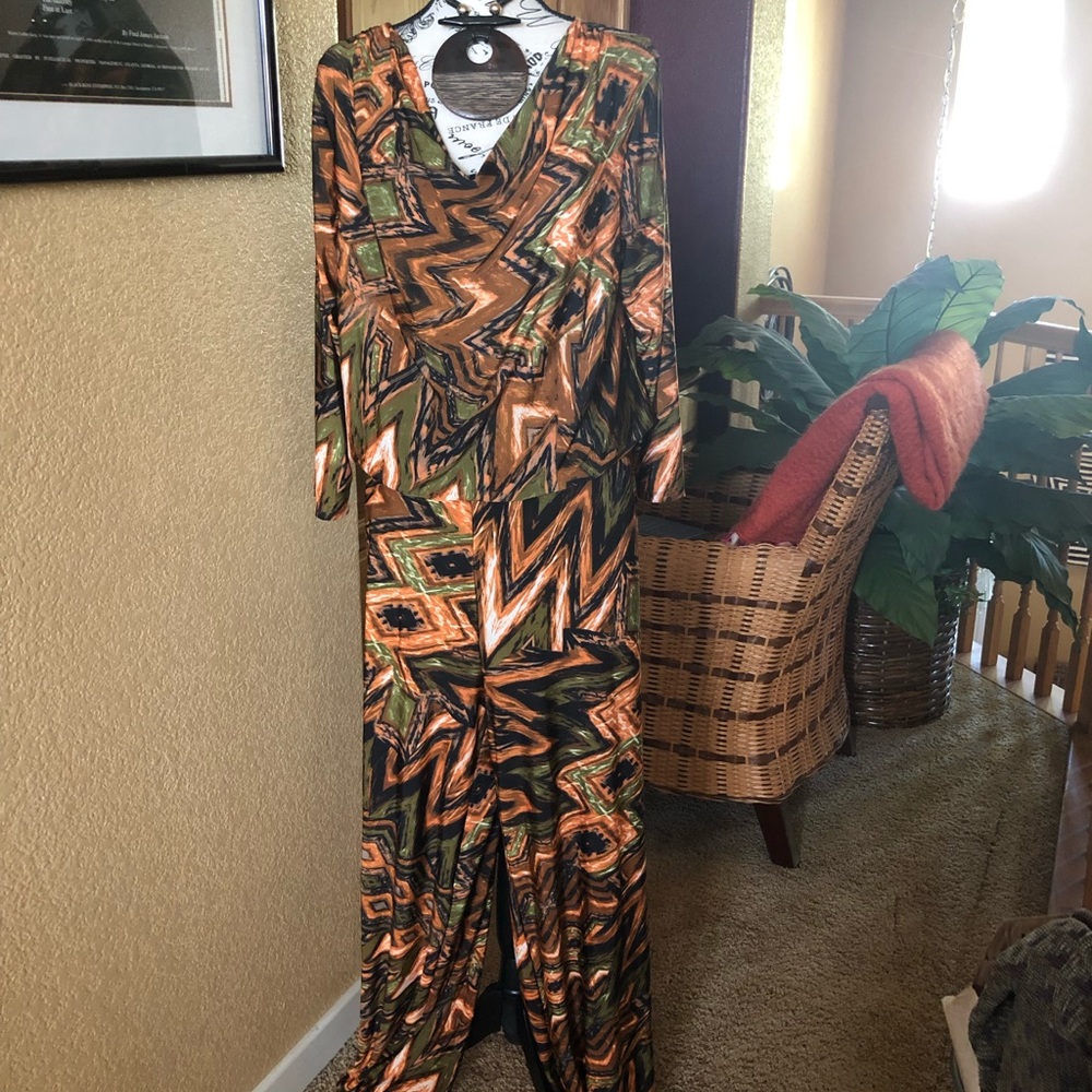 Preloved Wide Leg jumpsuit by Milano sz Lrg